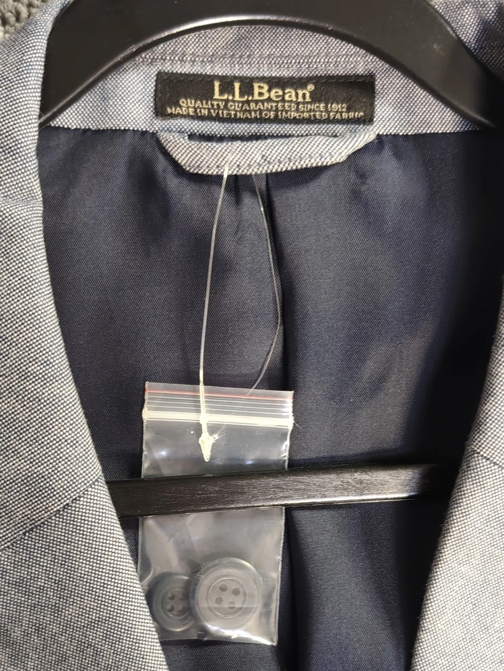L.L. Bean Canvas Sport Coat Size 44Reg In Chambray Cotton Blue